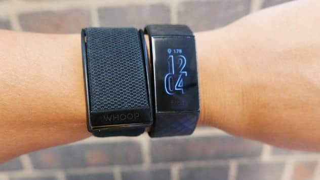 Whoop 4 vs. Apple Watch 7: Differences between the both