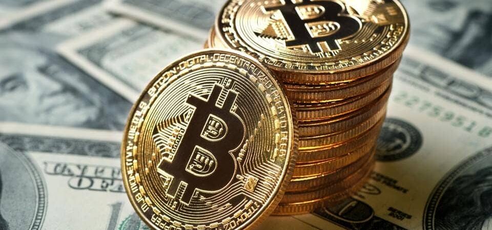 Here Are Top Reasons Why Investors Choose To Invest In Bitcoins