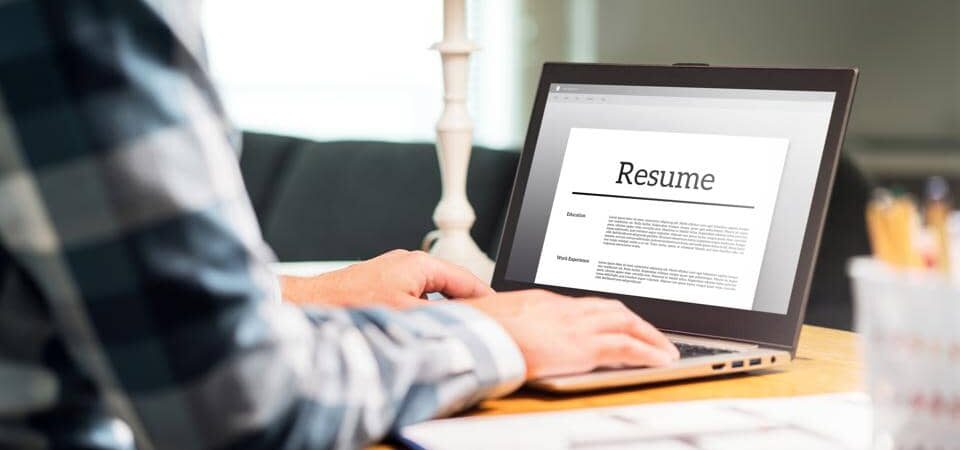 Crafting Profession: Top 3 Useful Websites For Resume Building