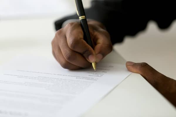 How to Make an Employer Contract?