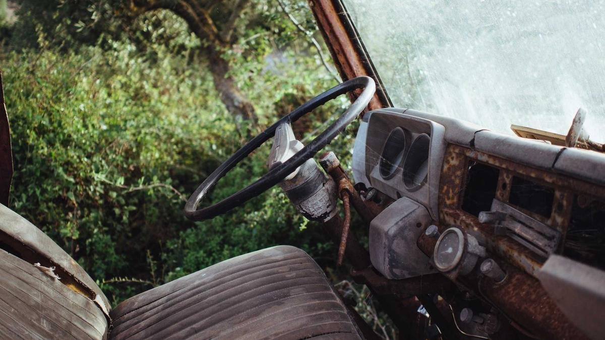 Scaling Startups with React: Navigating the Path to Growth