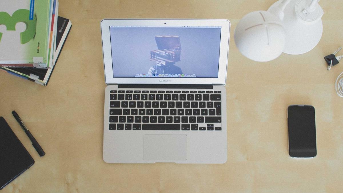 What Are The Best Tools To Use To Help With Saving?